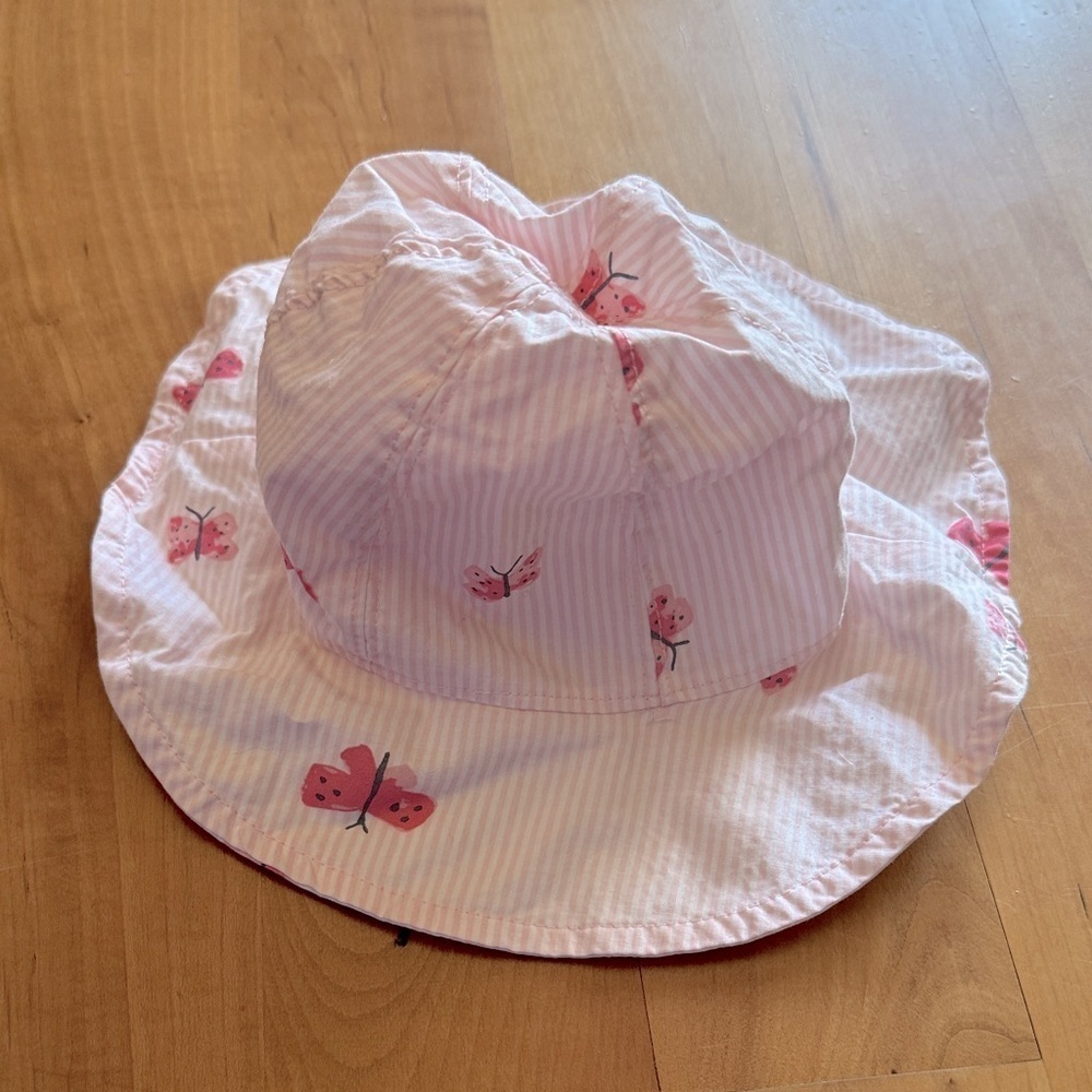Carter’s 100% cotton sun hat bucket hat 6 months baby pink striped butterfly